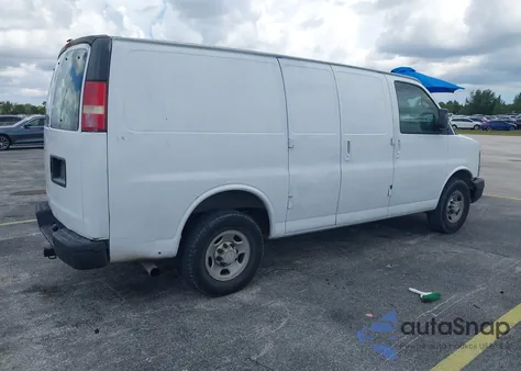 2006 Chevrolet Express Work Van из США, поврежденный, VIN 1GCGG25V861199506
